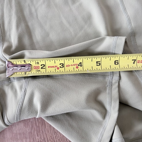 Fabletics Women's PureLuxe Oasis High-Waisted 6" Inseam Shorts Green 3X Plus - Picture 7 of 9